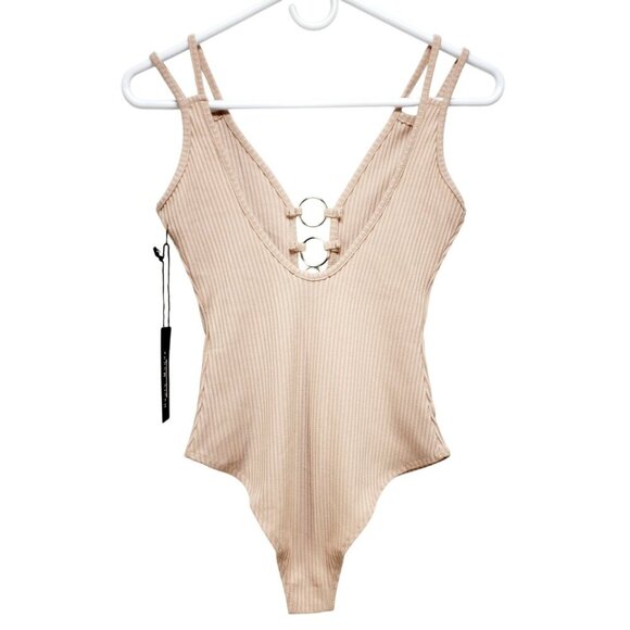 Ribbed Pink Sleeveless Bodysuit With Silver Rings Detail Size S - Picture 2 of 9